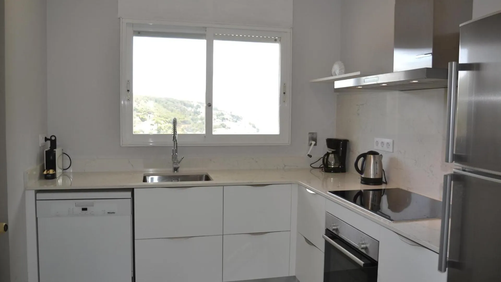 Casa Blanca B - L'Estartit, Roca Maura - Es-323-9 Apartment