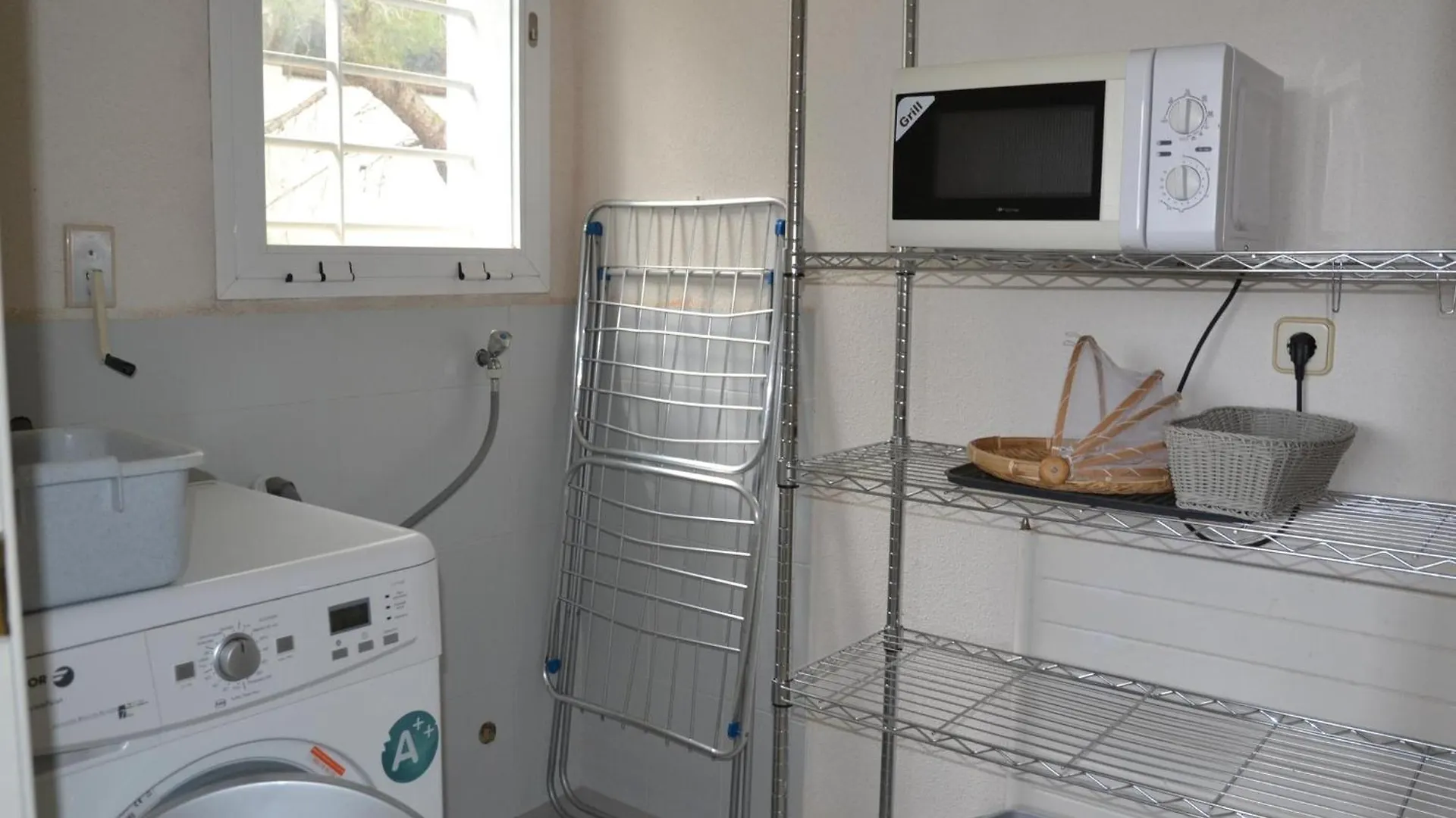 Casa Blanca B - L'Estartit, Roca Maura - Es-323-9 Apartment 0*, L'Estartit Spain